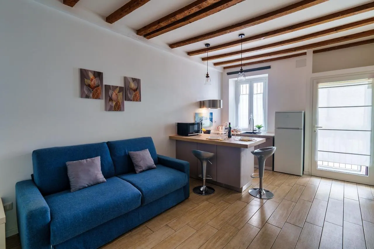 Ambrogio\'S Nest - Modern Close To Cadorna Station contacts